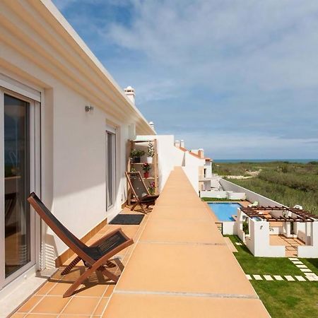 Casa Baleia - Praia E Piscina - 10 Pessoas Ferrel  Dış mekan fotoğraf