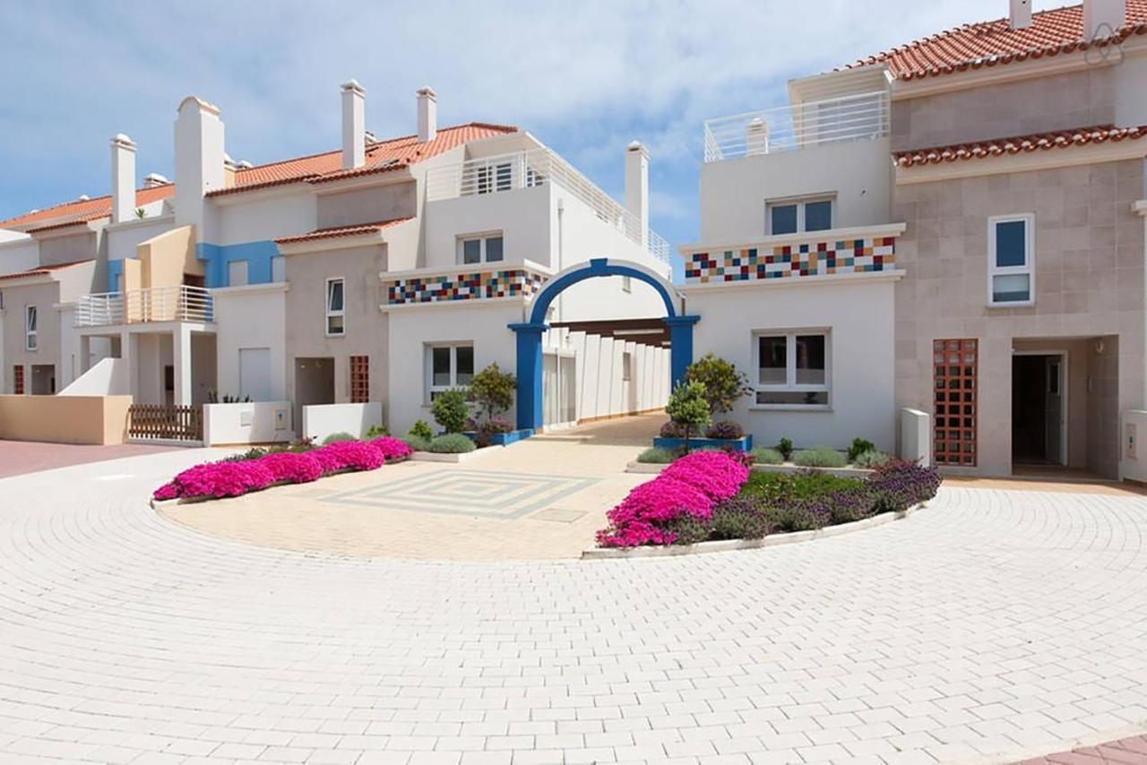 Casa Baleia - Praia E Piscina - 10 Pessoas Ferrel  Dış mekan fotoğraf