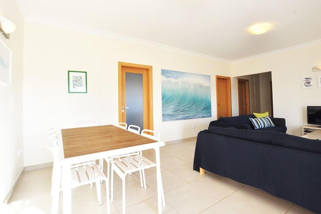 Casa Baleia - Praia E Piscina - 10 Pessoas Ferrel  Dış mekan fotoğraf