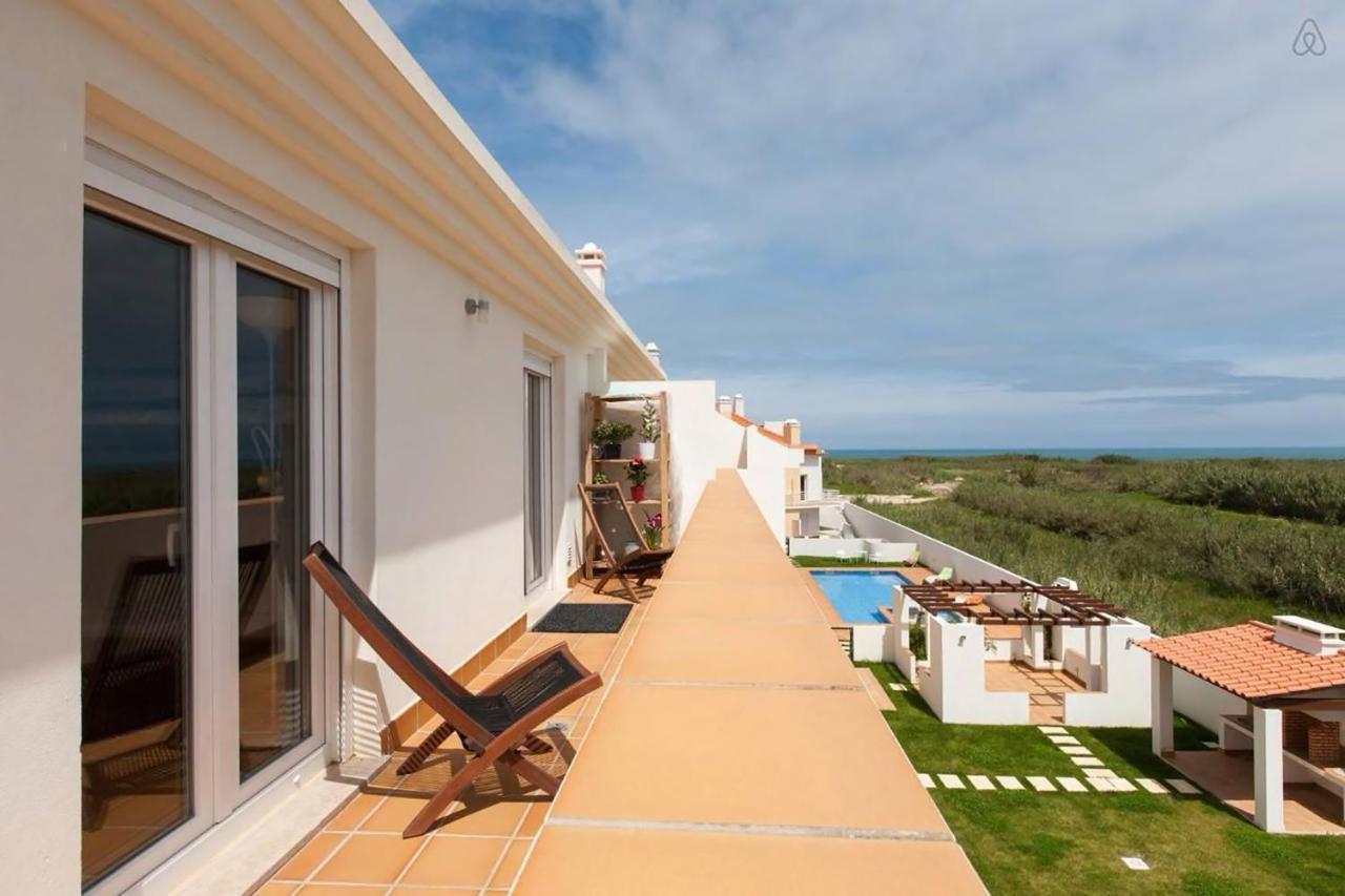 Casa Baleia - Praia E Piscina - 10 Pessoas Ferrel  Dış mekan fotoğraf